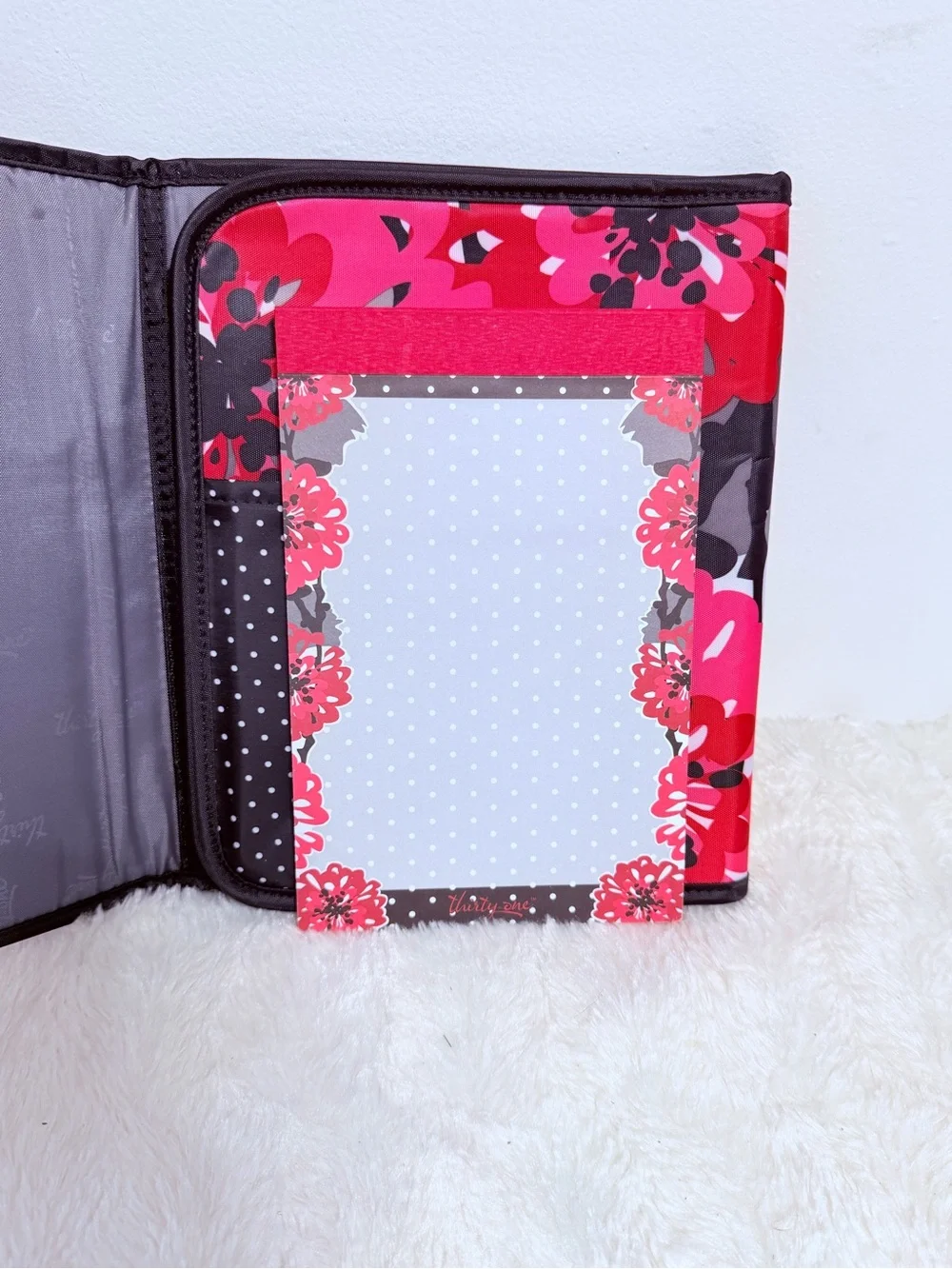 Thirty One Fold Up Cover Carry Organizer Notepad iPad Tablet Case Bold Bloom